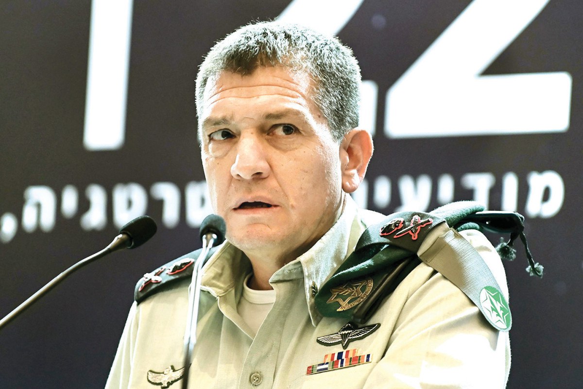 بدلاً من أن يدفن نفسه في منزله، وجد حاليفا فرص عمل جديدة.