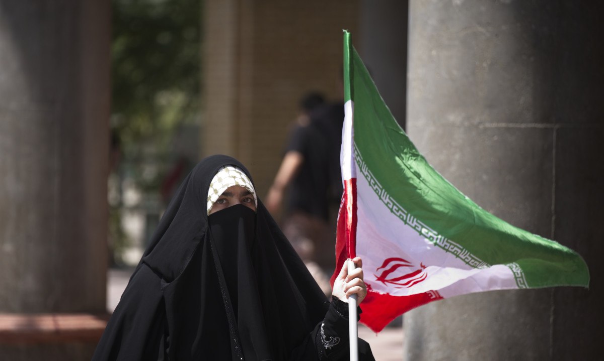 فاينانشال تايمز تكشف: إيران هاجمت إسرائيل وليس بالصواريخ