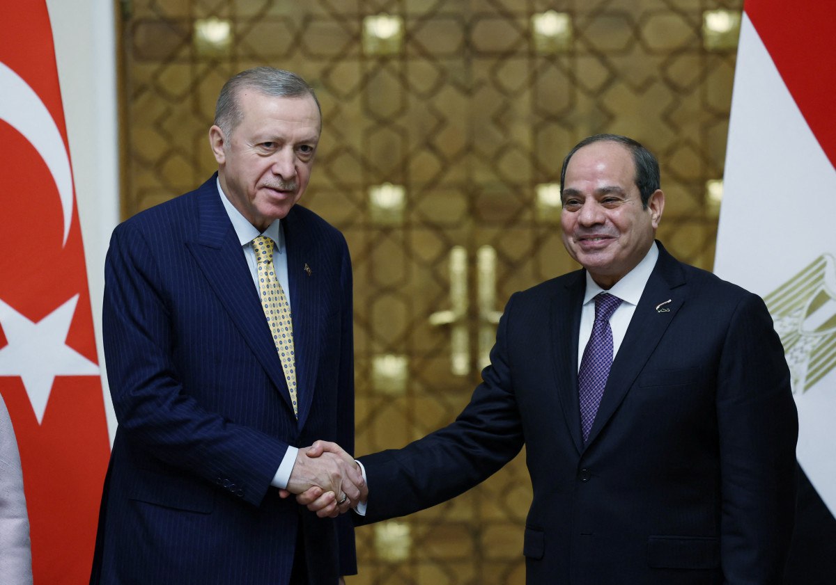 مع قواته الضخمة المنتشرة في سيناء.. أردوغان ينضم إلى مصر