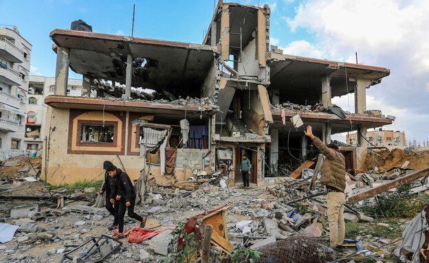 تقرير سعودي: عائلات في غزة رفضت عرض الشاباك بالتعاون - فقُصفت منازلها