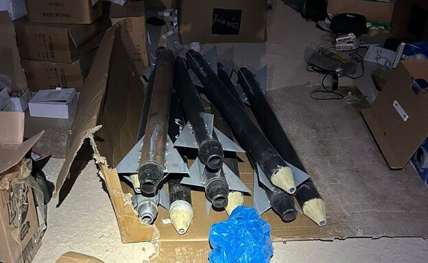 تصعيد خطير: رصد 15 صاروخاً في منطقة رام الله - 2 منها محملة بالمتفجرات