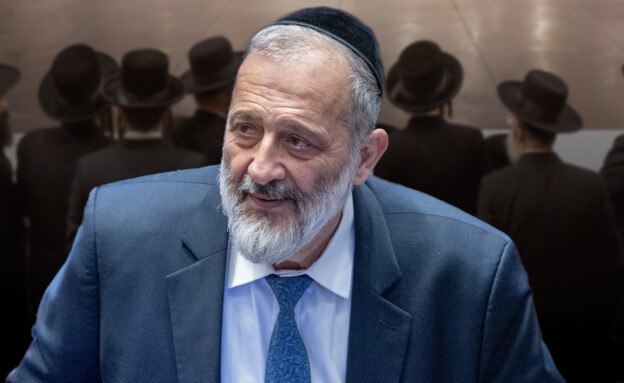 شاس يستقيل من مناصبه في الائتلاف