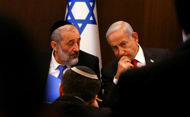 معارضة العودة إلى الحكومة، انتقاد درعي، وهجوم على نتنياهو: تسجيلات أعضاء مجلس حاخامات شاس