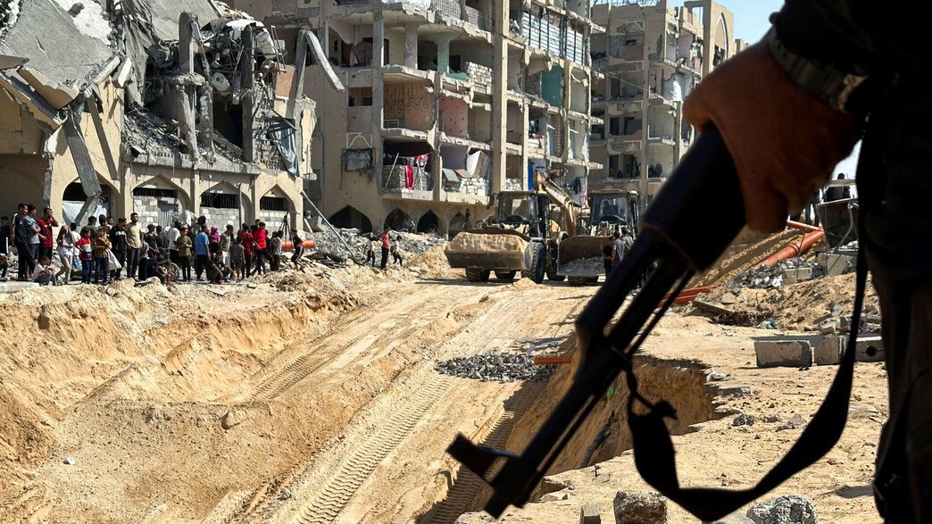 يجب أن يتغير السرد: لماذا ترفض حماس نزع سلاحها؟