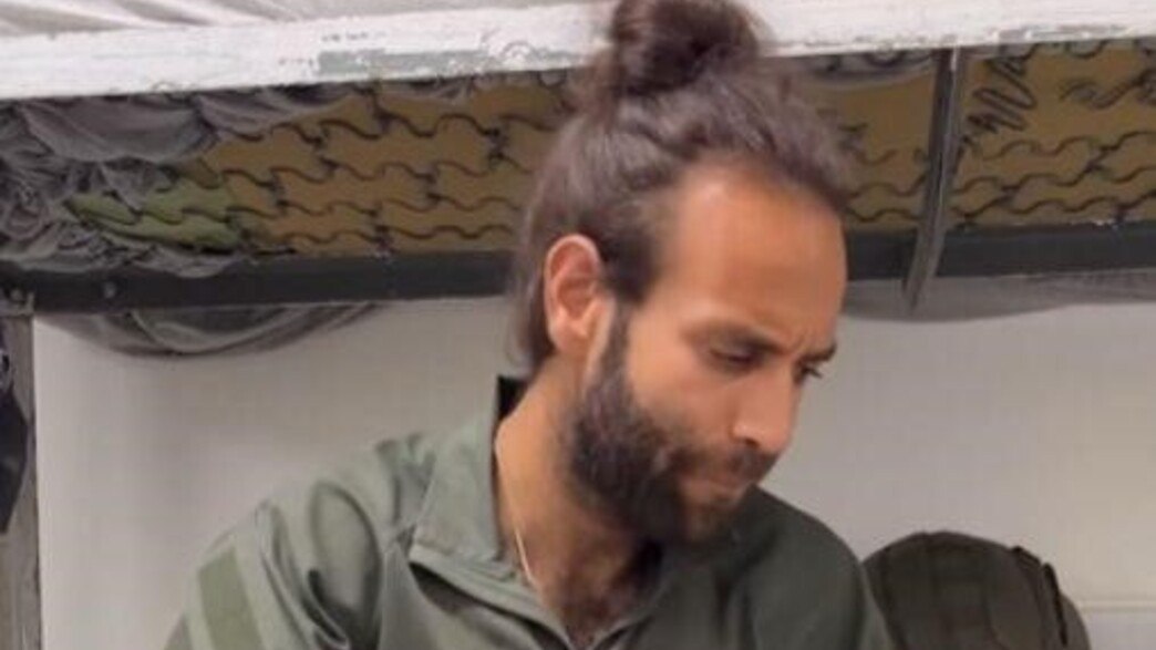 مغني راب "إسرائيلي" في مرمى النيران: مؤسسة هند رجب تُصدر مذكرة توقيف بحق نعوم تسوريلي - "لقد ارتكب جرائم حرب"