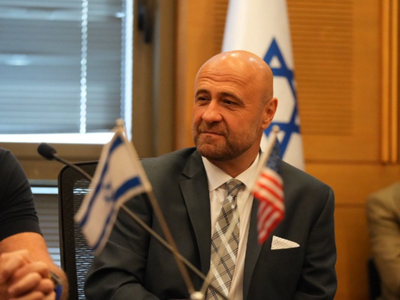 أكبر مؤيدي "إسرائيل" ينسحبون: "من الخطأ الحديث عن السابع من أكتوبر"