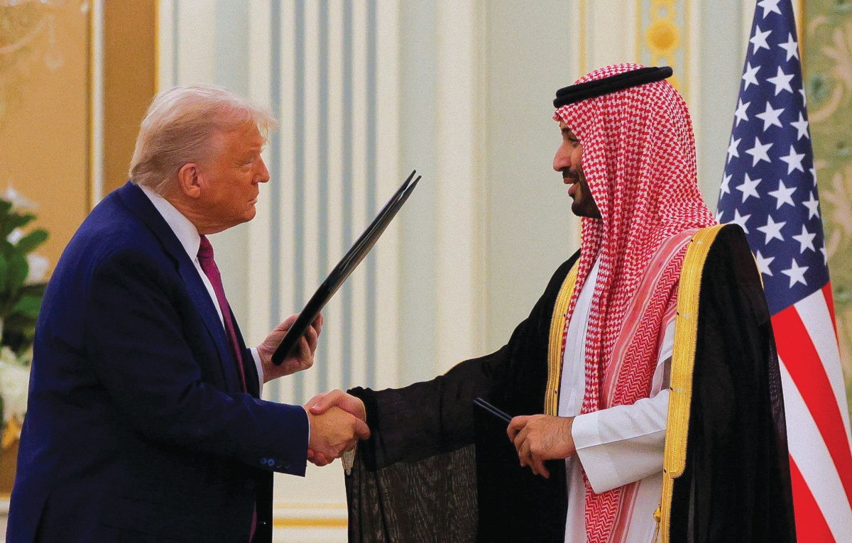 السعودية تطالب وإسرائيل تتردد.. هل ينجح ترامب في اختراق الحاجز؟