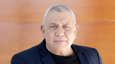 آيزنكوت ينتقل من مرحلة إضفاء الشرعية إلى مرحلة اتخاذ القرار