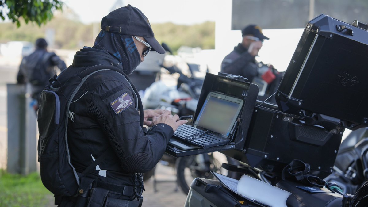 جيش العدو الإسرائيلي استغرق ستة أيام لإغلاق الثغرة الأمنية .. تسريب 2590 وثيقة تحتوي على أسماء طيارين ومعلومات سرية عبر الإنترنت