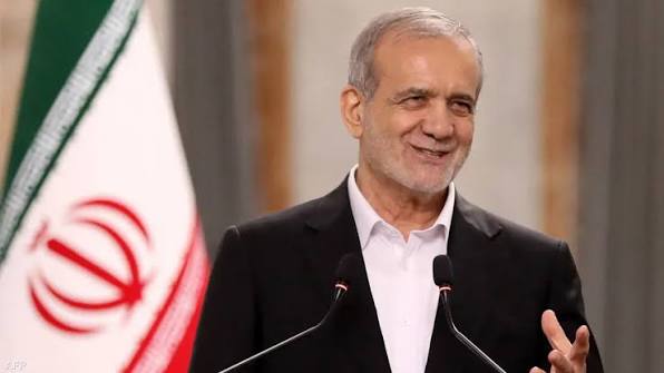 الرئيس الإيراني": أي عمل عدائي ضد خامنئي سيُعتبر إعلان حرب"