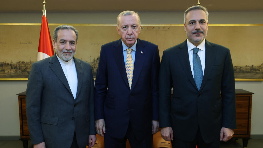 وزير الخارجية التركي: الولايات المتحدة مستعدة لقبول مستوى معين من تخصيب اليورانيوم من قبل إيران