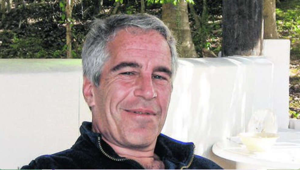 إلفيس.. وبيونسيه.. وإسحاق شامير: إدارة ترامب تنشر 300 اسم وردت في ملفات إبستين