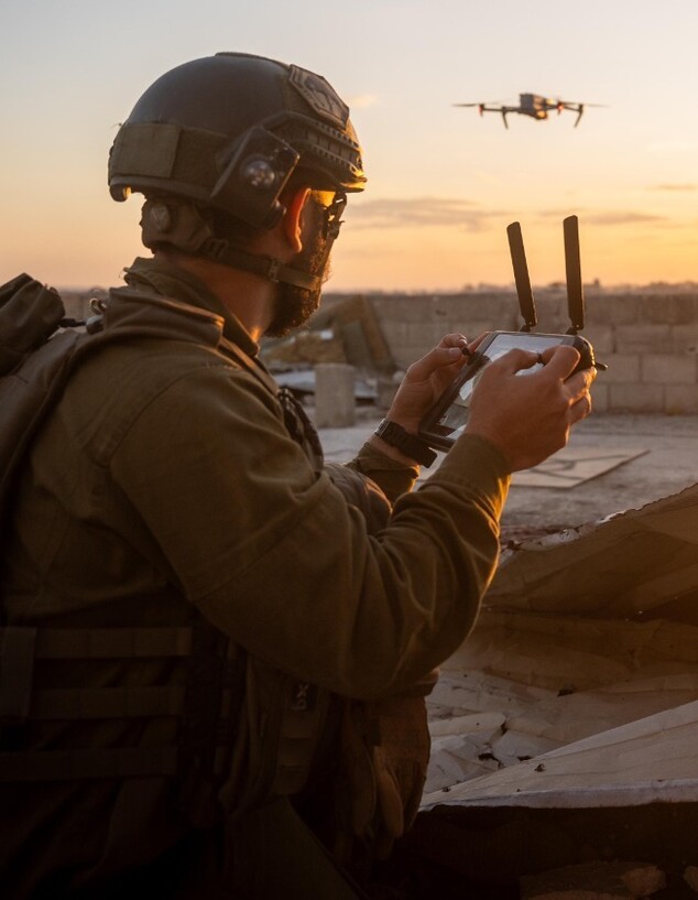      "ليزر قادر على إسقاط 40 طائرة مسيرة في الدقيقة"..هكذا تُخطط الحرب القادمة