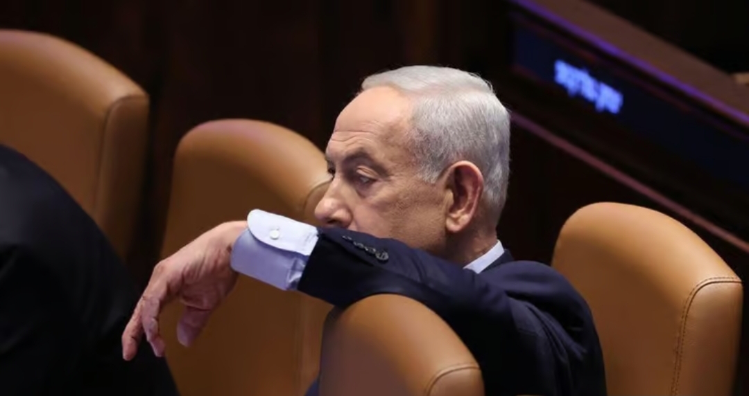 ما الذي يثير اهتمام نتنياهو حقاً؟ بدء حملته الانتخابية بالحديث عن الحرب في إيران