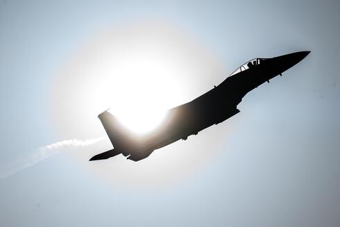 عند مفترق طرق