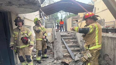 إيران وحزب الله يطلقون عشرات الصواريخ عشية عيد الفصح اليهودي