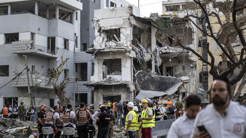 أضرار واسعة جراء صواريخ إيرانية استهدفت الكيان