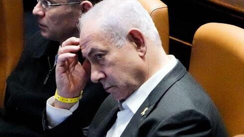 "فجوات في الرواية الرسمية: تناقضات بين "نتنياهو" وطبيبه حول إصابته بالسرطان