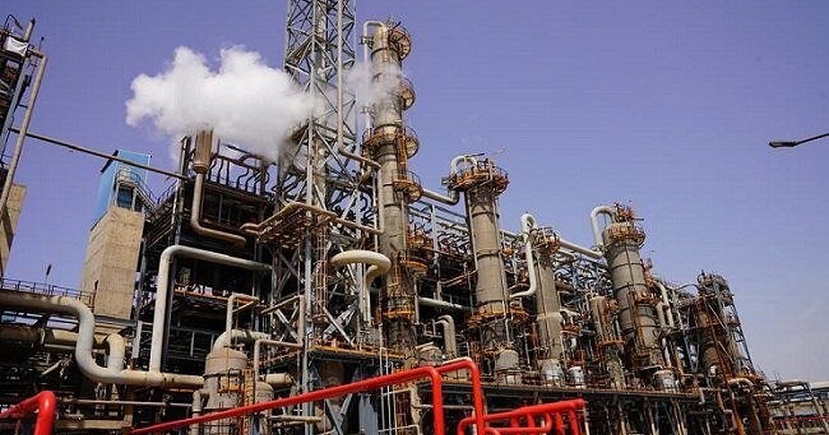 الولايات المتحدة تخفف العقوبات: إيران ستتمكن من تصدير النفط لمدة 60 يوماً