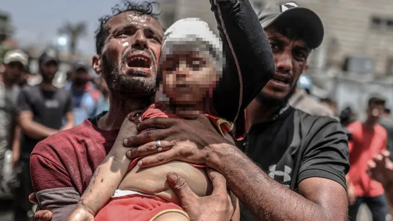 كيف يهرب "الإسرائيليون" من مواجهة جرائمهم في غزة؟