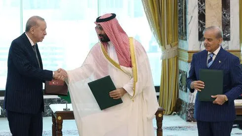 مساعٍ لمصريّة للانضمام لـ "اتفاقية مكة للدفاع المشترك"