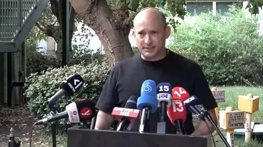 بينيت يحذر من انهيار وشيك لجيش الاحتلال