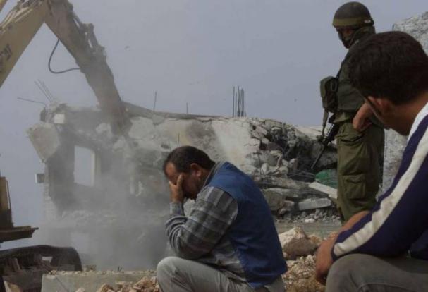 Israel demolishes 25 buildings in occupied Jerusalem