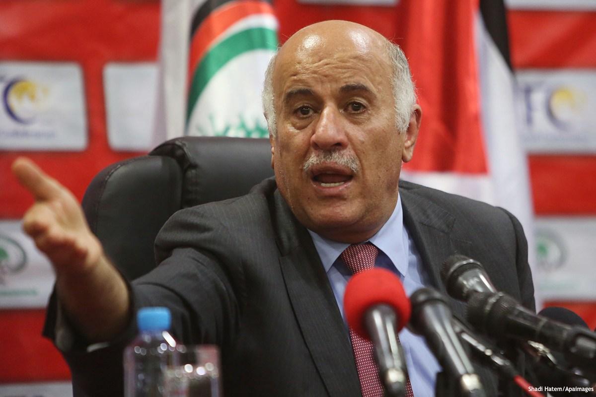 Report: Rajoub likely to succeed Abbas as PA president