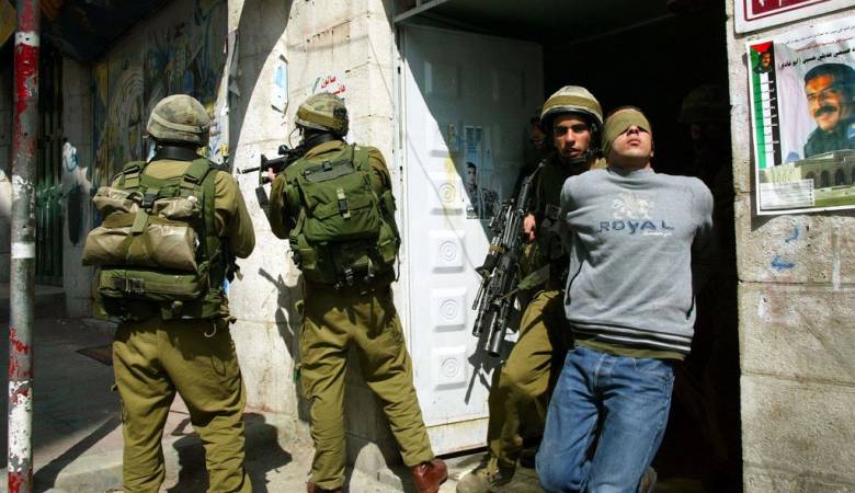 'Israel' arrests 15 Palestinians and demolishes structures in the West Bank