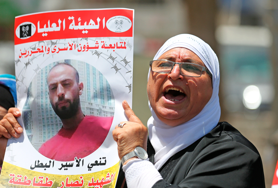 Palestine calls for an international inquiry into death of Palestinian detainee in Israel