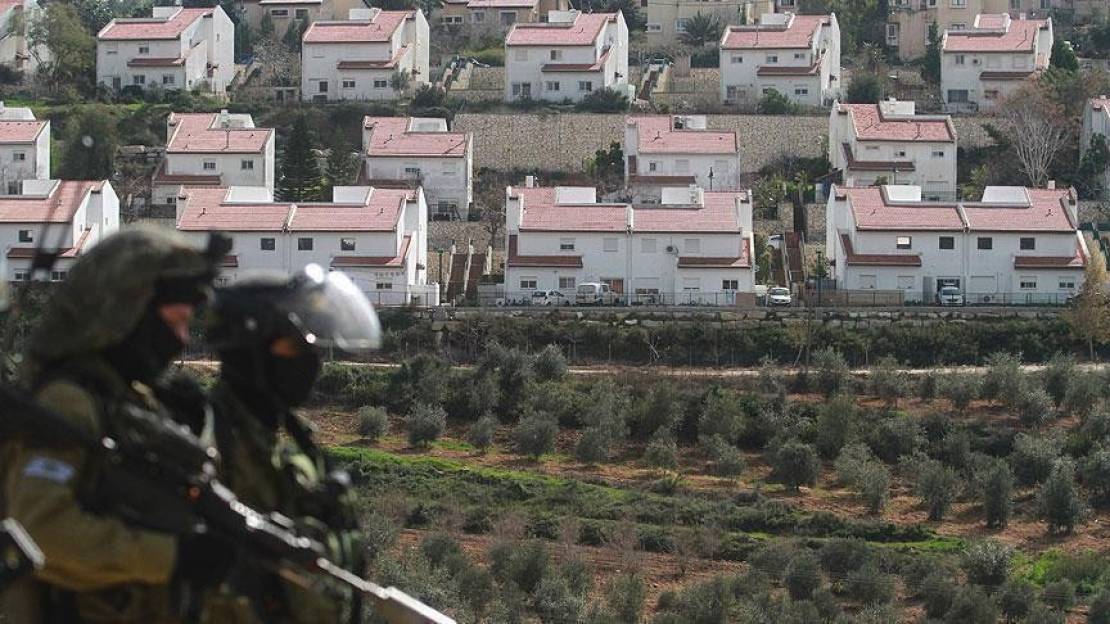 The occupation state confiscates 100 Donums of West Bank lands