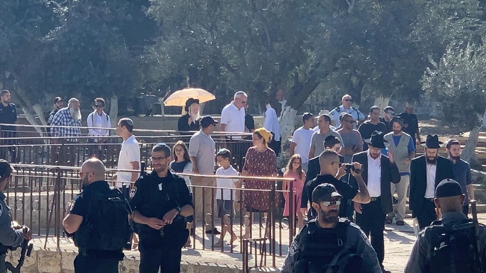 IOF prevent journalists from covering violations celebrating Yom Kippur