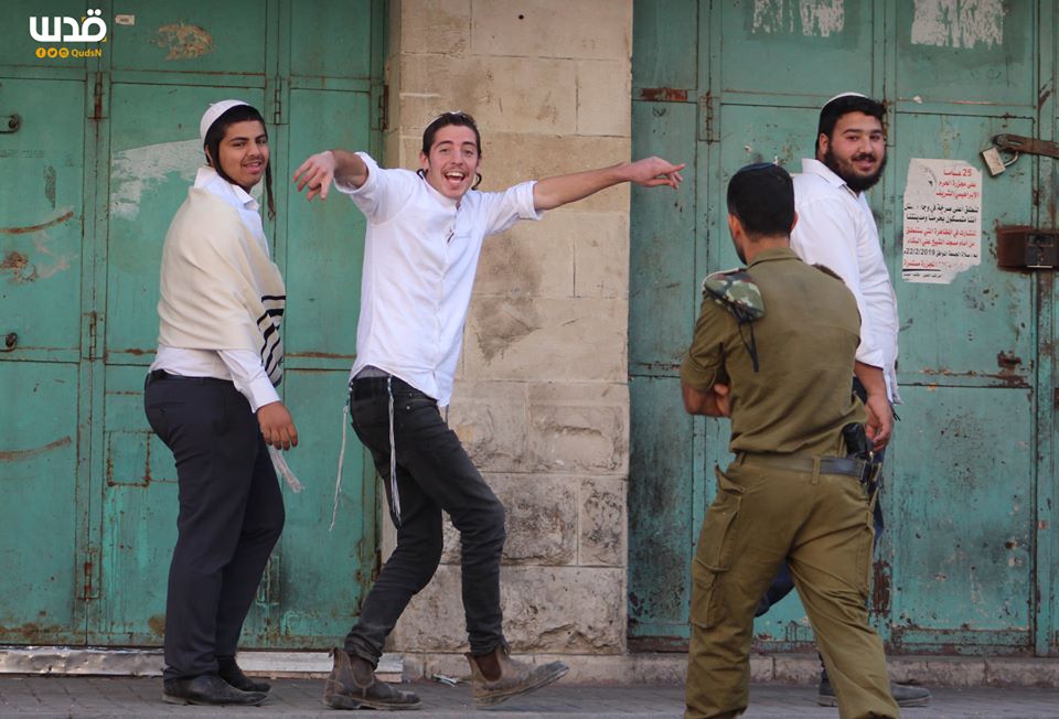 In Videos| Celebrating Jewish Holidays.. Israeli settlers wound several native Palestinians including infant