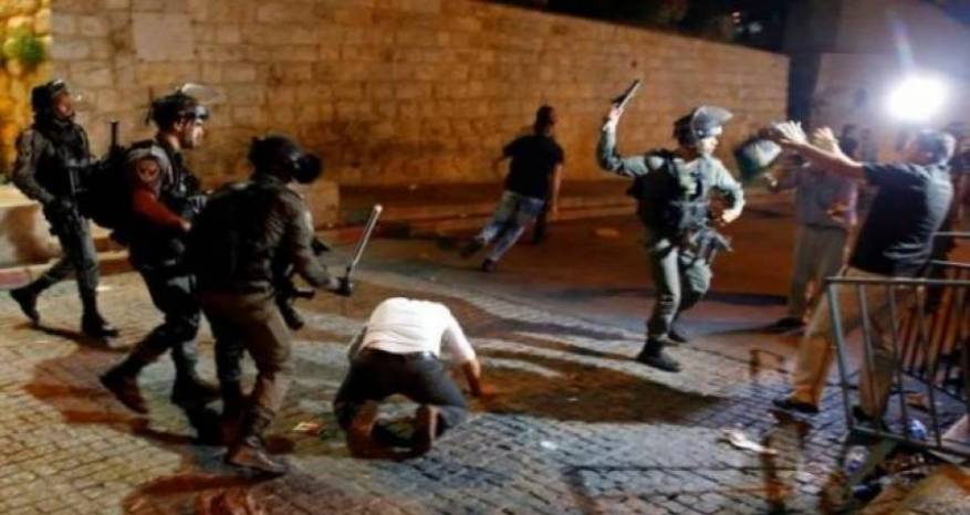 In Video| Dozens of injuries in Israeli vicious attack on Issawiyyeh