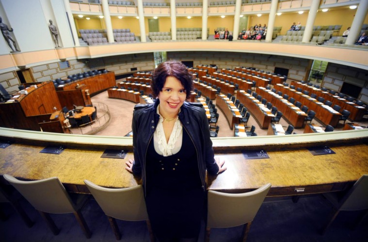 'Israel' holds Finnish lawmaker and four activists over Gaza solidarity