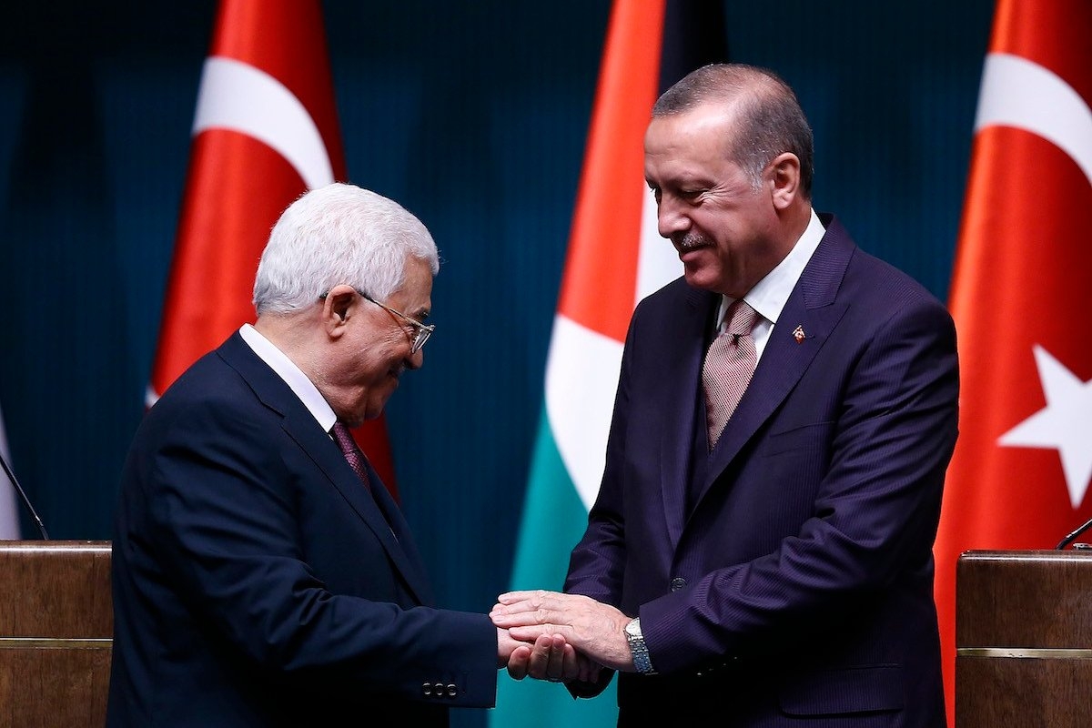 Turkey transfers Ottoman archives to the PA to counter "Israel's" land claims