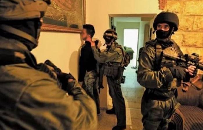'Israel' arrests 19 Palestinians in night raids