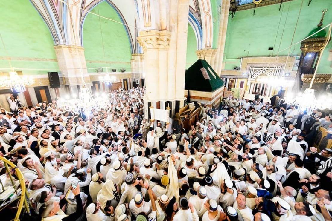 Islamic Waqf says 'Israel' exploits coronavirus crisis to impose full control over Ibrahimi mosque