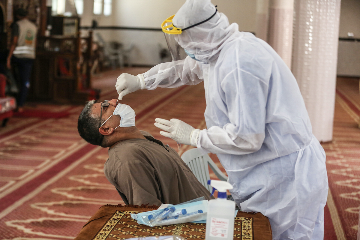 Minister of Health: 'Israel' destroyed 100,000 Coronavirus test kits sent to Palestine