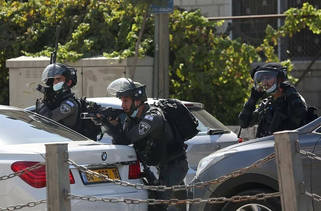 Pictures| 53 Injuries during Israeli raid into Am'ari refugee camp