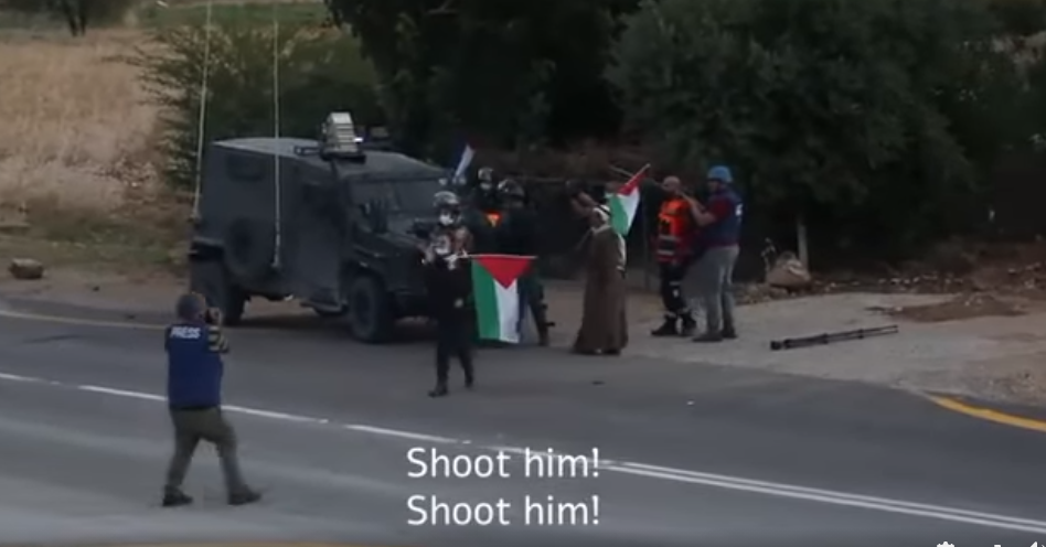 Video| Israeli soldiers deliberately target peaceful protesters in Ramallah