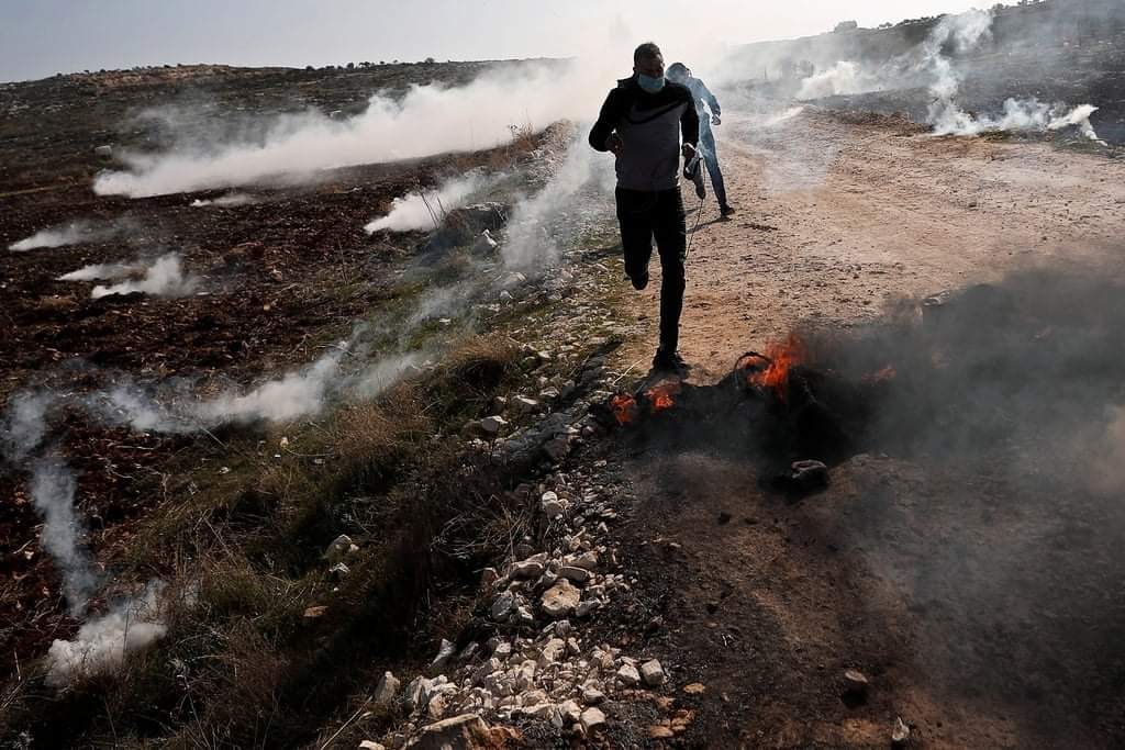 Pictures| Injuries in Israeli repression of protest in Deir Jarir