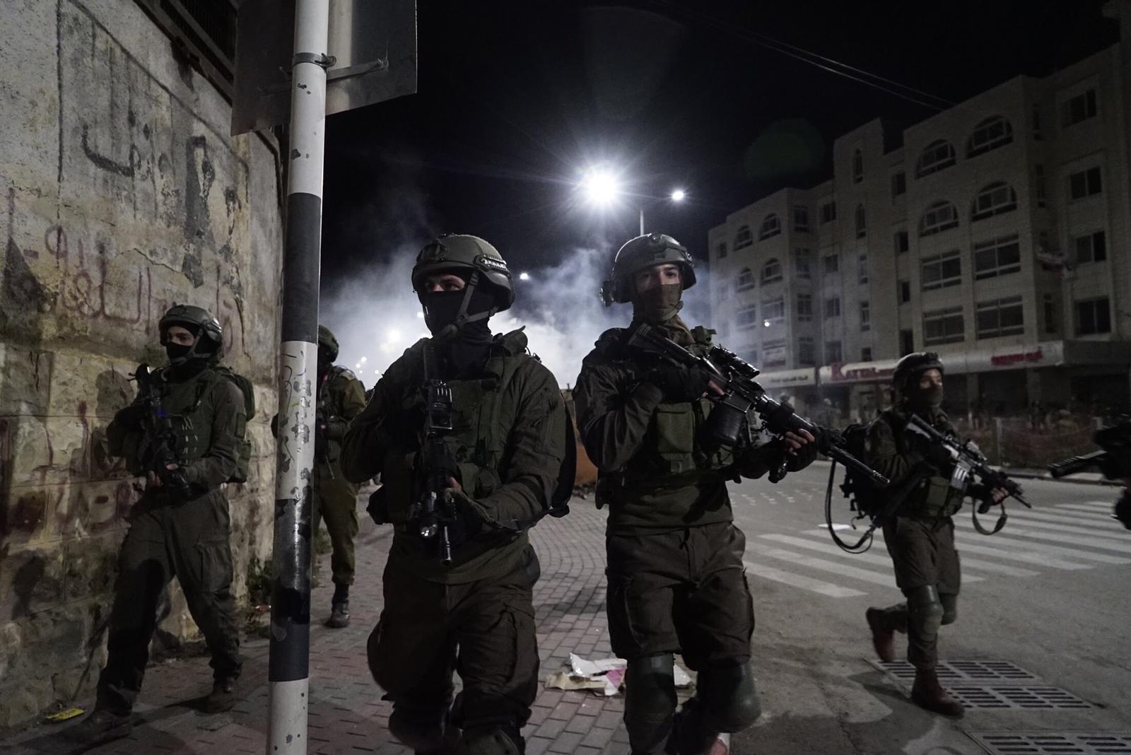 Israeli forces raided Palestinians houses in Tubas in West Bank