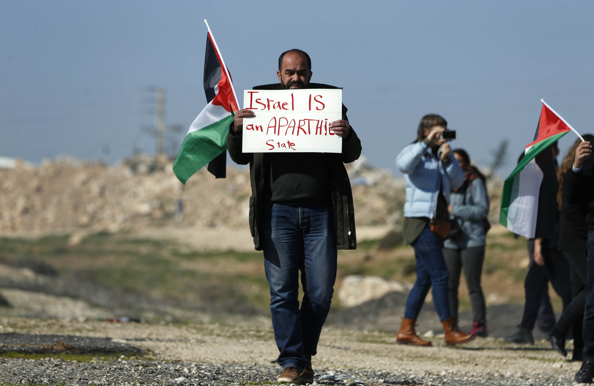 Professor Falk: "Peaceful future will not arise until Israel dismantles apartheid"