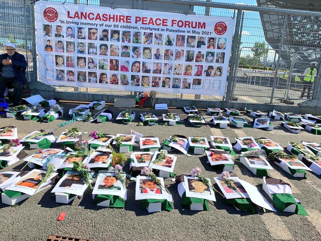 Gazan children killed by 'Israel' remembered at arms firm's gate in Lancashire