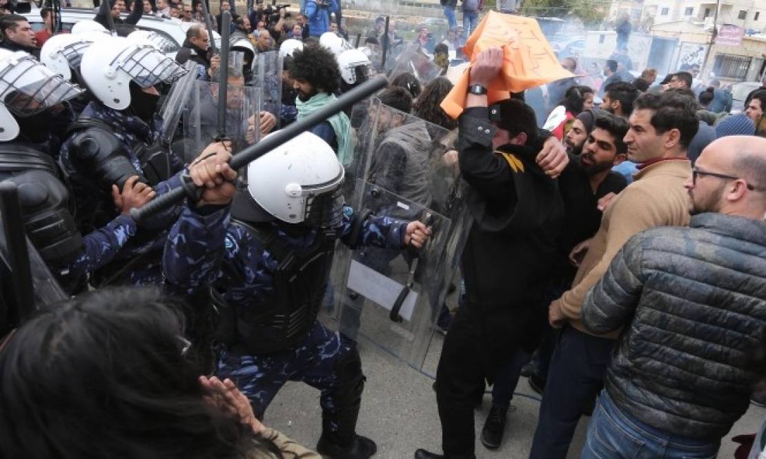 Israeli media: PA applied to purchase riot gear to repress West Bank protests