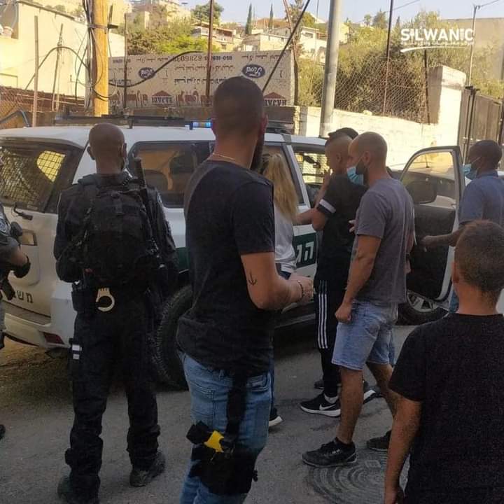Israeli forces raid Silwan, arrest 6 Palestinians