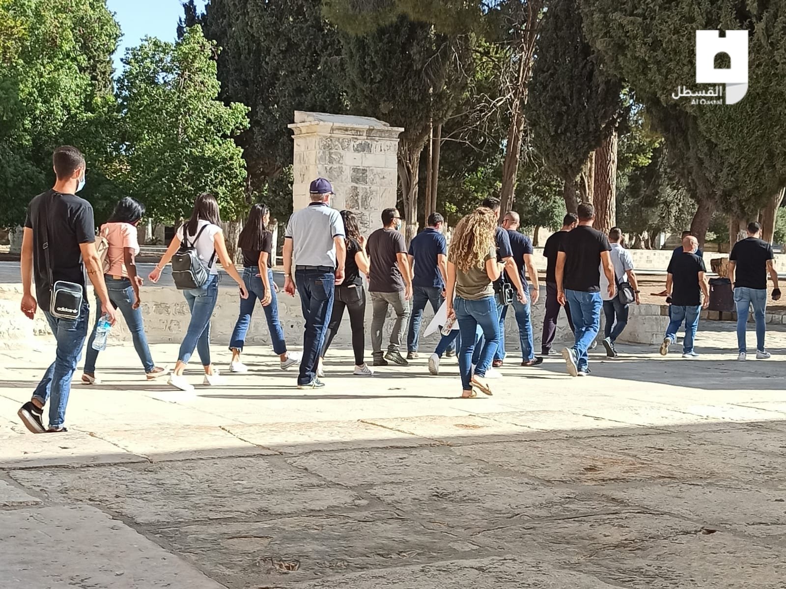 While provoking worshipers, over 60 Israeli settlers break into Al-Aqsa Mosque