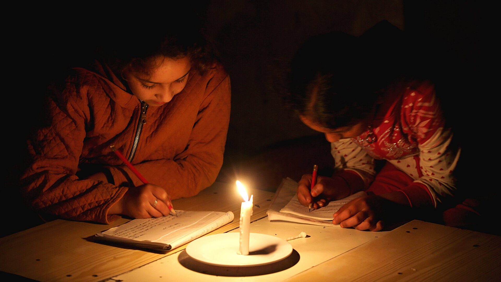 Red Cross: 80% of people in Gaza live without electricity
