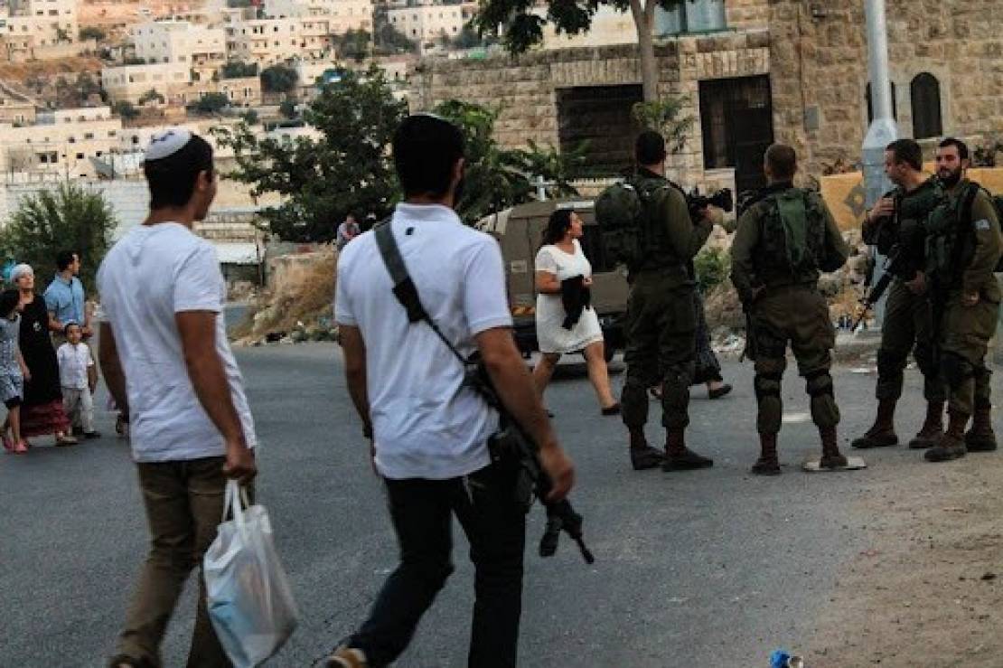 Israeli settlers wound another settlers after thinking he was Palestinian